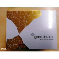 geoskincare纽西之谜geo无痛纳米水光枪补水提亮紧致精华原液 水光枪礼盒（内含4支玻尿酸原液）